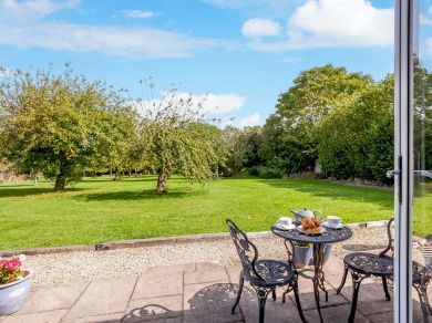 Orchard Farm Wedmore - Hangy - Down (OC-51338) Orchard Farm Wedmore - Hangy - Down (OC-51338)