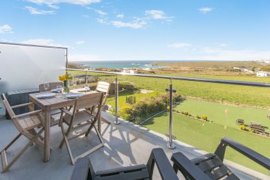 8 Beach View - Crantock (OC-B33557)
