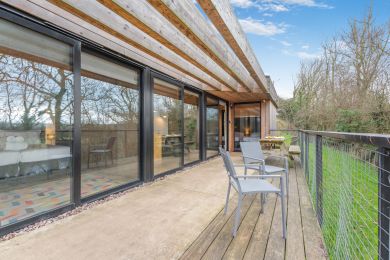 Otter Lodge (OC-O35063) Otter Lodge (OC-O35063)