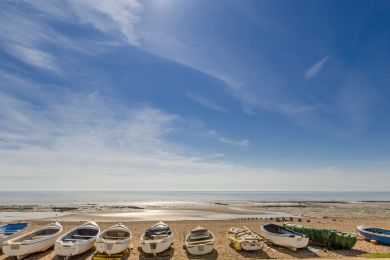 Pett Level Beach House (OC-T31834)