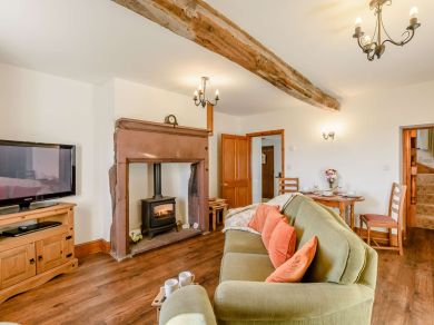 Farm Hands Cottage (OC-28790) Farm Hands Cottage (OC-28790)