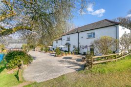 Bluebell Cottage - Bennetts Court
