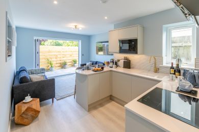 Carlyon Bay Lodge (OC-C32050)