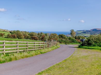 Swallow Cottage - Robins Hoods Bay (OC-G0191)