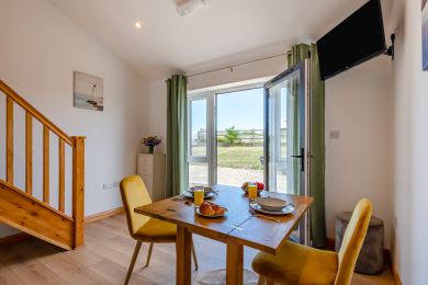Stable Barn Cottages - Unit 2 (OC-S45229) Stable Barn Cottages - Unit 2 (OC-S45229)