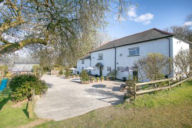 Primrose Cottage - Bennetts Court (OC-P31807)