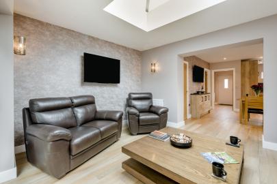 Dragonfly Lodge - Beeston (OC-D33048)