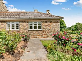 Waie Corner House