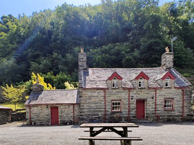 Penmaen Cottage (OC-P32333)