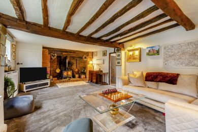 Burwash Common Farmhouse (OC-B34866) Burwash Common Farmhouse (OC-B34866)