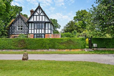 The Garden Gatehouse (OC-L29639)