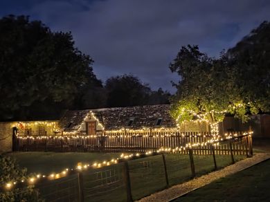 The Cottage at Latton Mill (OC-C34099) The Cottage at Latton Mill (OC-C34099)