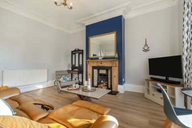 The Blue Door Apartment (OC-T30002)