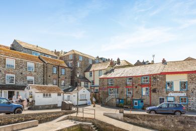 Home by the Harbour (OC-H41419) Home by the Harbour (OC-H41419)