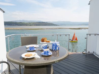 The Lookout - South Snowdon Wharf (OC-87624) The Lookout - South Snowdon Wharf (OC-87624)
