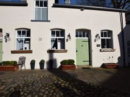 Shire Cottage - Harrogate
