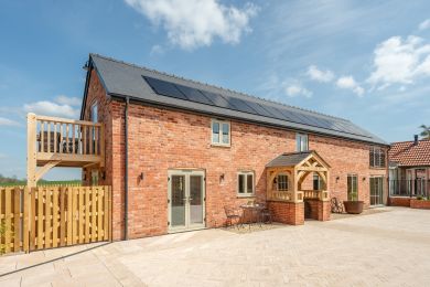 Rowlesford Farm Barns - The Stables (OC-R33127) Rowlesford Farm Barns - The Stables (OC-R33127)