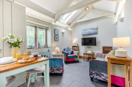 The Stable, Dunmere