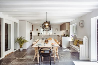 The Farmhouse (OC-L50141) The Farmhouse (OC-L50141)