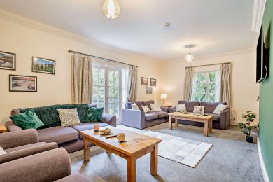 Pen y Fan Cottage (OC-P32979)