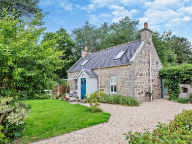 Garden Cottage - Pitgaveny Estate (OC-94281) Garden Cottage - Pitgaveny Estate (OC-94281)
