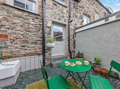 Butterfly Cottage - Keswick (OC-SZ112)