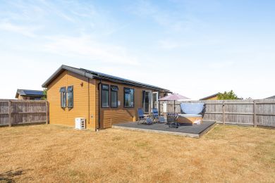 Chestnut Lodge (OC-C45413)