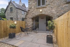 The Grooms Studio - Goytre Hall