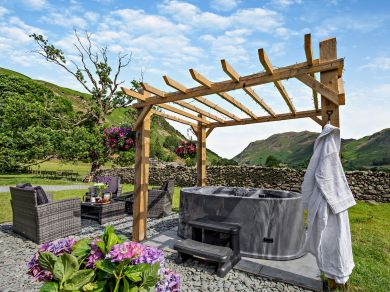 Swaledale Hut At Deepdale Hall (OC-85532) Swaledale Hut At Deepdale Hall (OC-85532)