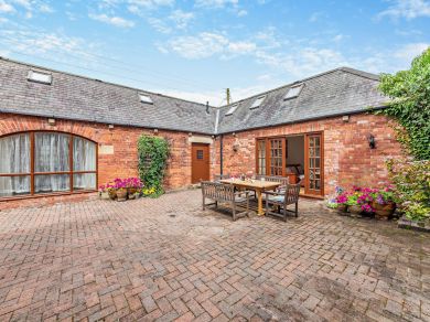 The Carriage House - Morpeth (OC-CN194)