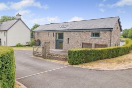 Usk Valley Barn