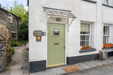 Amber Cottage (OC-LR019) Amber Cottage (OC-LR019)