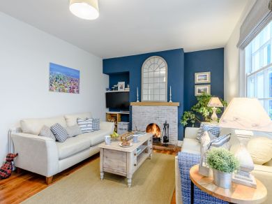 Daisy Cottage - Barton (OC-62083) Daisy Cottage - Barton (OC-62083)
