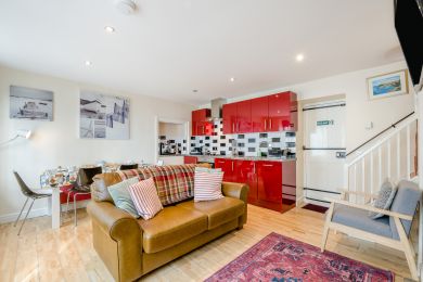 No.3 Jetty Street (OC-2309) No.3 Jetty Street (OC-2309)