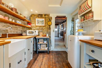 Button Cottage - Gold Hill (OC-B29771)