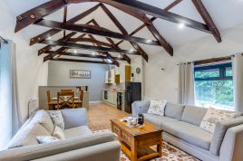 Millstone Barn - Home Farm
