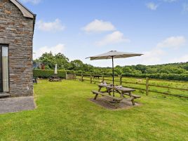 Bwthyn Derw - Oak Cottage