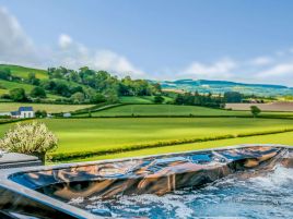 Ty Hiraeth – Montgomery