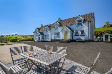 Cushendun Cottage (OC-II13109)