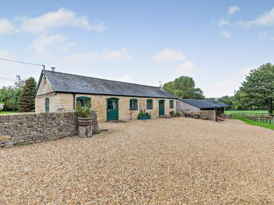 Ballingers Granary Cottage (OC-44960) Ballingers Granary Cottage (OC-44960)