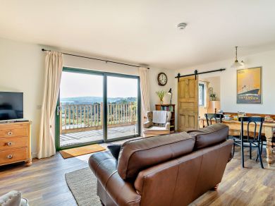 Nelson Lodge (OC-92653) Nelson Lodge (OC-92653)