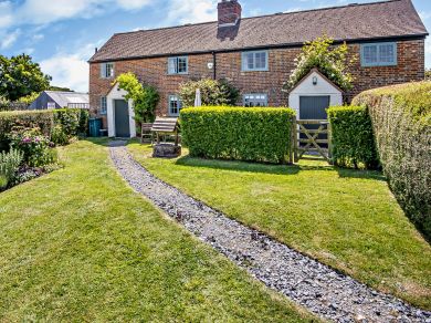 Two Dores Hill Cottage (OC-IC159) Two Dores Hill Cottage (OC-IC159)