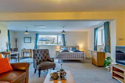 South Park Lodge (OC-S28185)