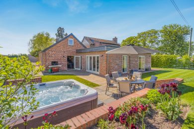 Garden Cottage - Swinmoor (OC-83659) Garden Cottage - Swinmoor (OC-83659)