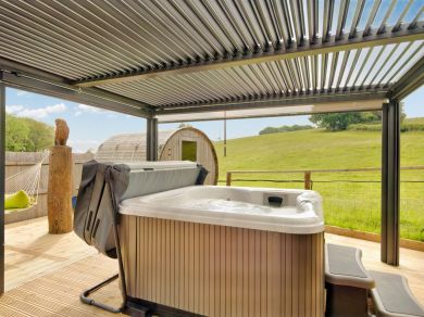 Skirrid Bolt Hole Sauna & Hot Tub (OC-58311) Skirrid Bolt Hole Sauna & Hot Tub (OC-58311)