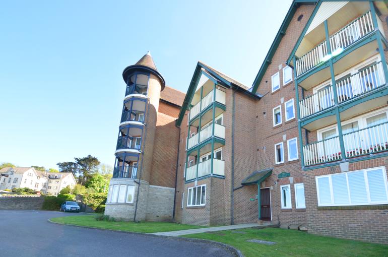 Flat 3 Durlston Court Flat 3 Durlston Court in Swanage