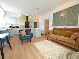 Harris Apartment