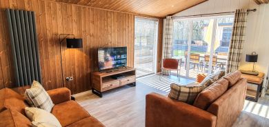 Larch Lodge (OC-H32835)