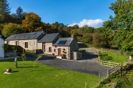 Onnen Fawr Barn