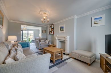 18 Raleigh Close (OC-P00759)